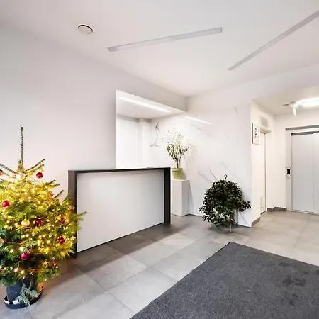 Stara Praga Superior By Bookinghost Apartment