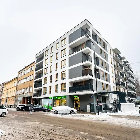 Stara Praga Superior By Bookinghost *